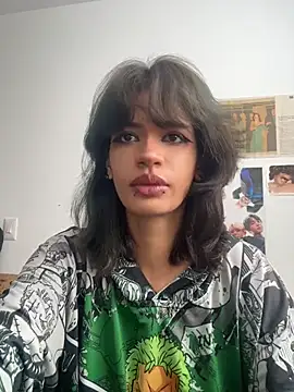 sukulaurens online show from June 28, 7:42 pm