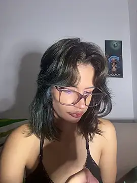sukulaurens online show from July 3, 2:40 am