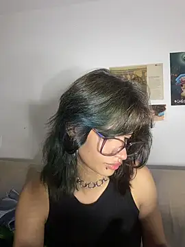 sukulaurens online show from July 4, 5:35 am