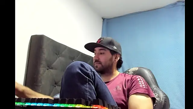 coolfriki online show from January 12, 2:50 am