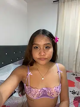  lizzybrit  online show from October 6, 7:22 pm