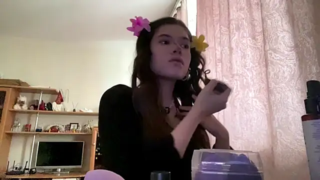 AlmetaBradicich online show from October 12, 5:17 am