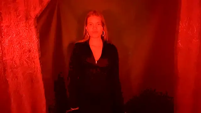 AlmetaBradicich online show from December 1, 9:42 pm