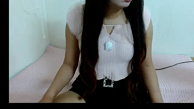 Snapshot of Baby_Leosexx chatting on October 8, 9:51 am Baby Leosexx online show from October 8, 9:51 am