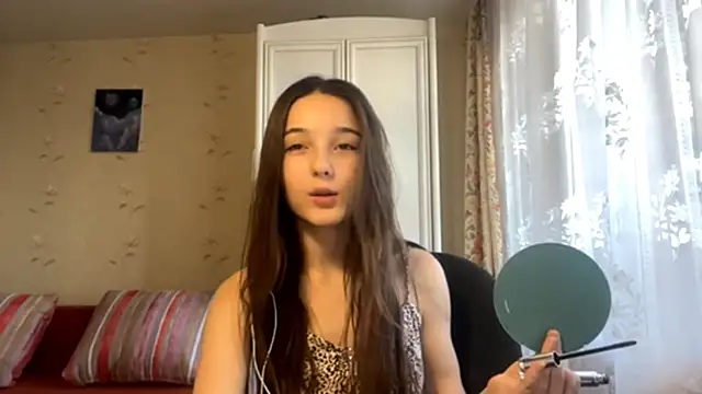 ZaidaKellner online show from October 11, 7:40 am