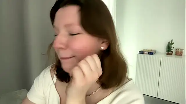 TamekiaSamii online show from November 8, 7:08 am