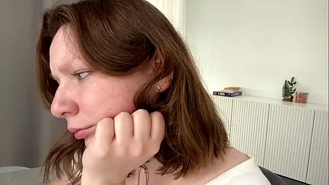 TamekiaSamii online show from November 16, 7:03 am