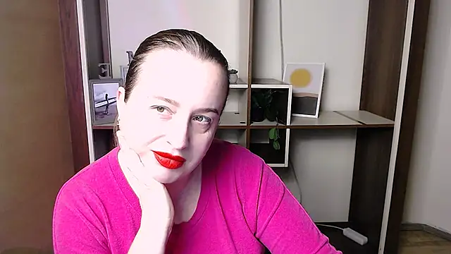 Snapshot of HelenFl chatting on December 15, 8:07 am HelenFl online show from December 15, 8:07 am