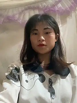 Snapshot of Mylinh- chatting on October 9, 1:53 pm Mylinh- online show from October 9, 1:53 pm