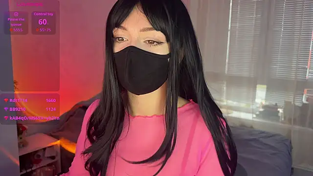 Snapshot of _Cats_eyes_ chatting on October 18, 1:56 pm Cats eyes online show from October 18, 1:56 pm