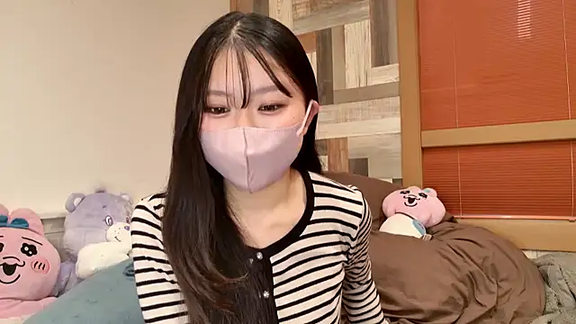 Snapshot of moka_latte chatting on December 19, 10:11 am moka latte online show from December 19, 10:11 am