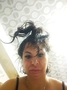 Snapshot of sonya_wet chatting on June 10, 11:35 pm sonya wet online show from June 10, 11:35 pm