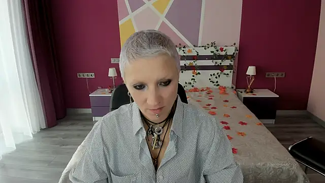 LiluSprings online show from October 7, 5:37 am