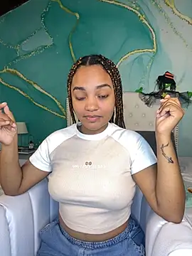 Snapshot of bbyalexxxa chatting on October 30, 1:12 pm bbyalexxxa online show from October 30, 1:12 pm