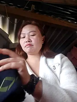 pi-pi-00 online show from December 5, 2:31 am