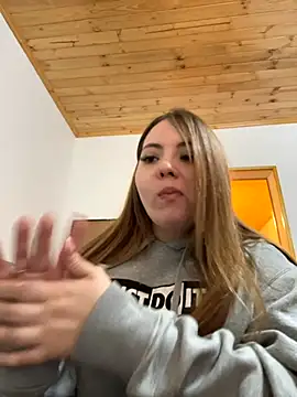 Snapshot of kattee_adams chatting on October 13, 7:03 pm kattee adams online show from October 13, 7:03 pm