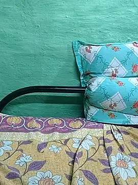 Snapshot of Queen_washna1 chatting on October 31, 8:32 pm Queen washna1 online show from October 31, 8:32 pm