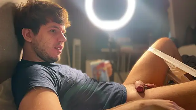 mynameischris online show from November 8, 7:08 am