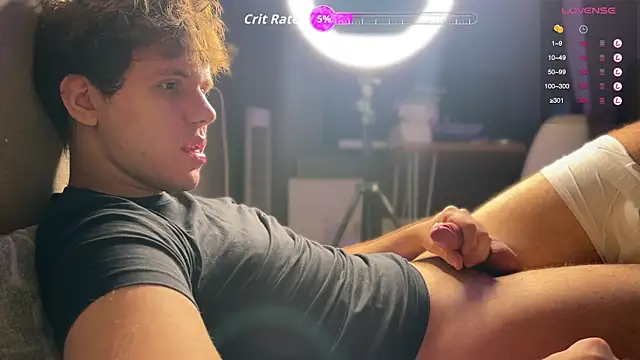 mynameischris online show from November 18, 6:01 pm