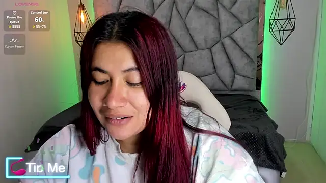 Snapshot of Addyy_02 chatting on June 17, 6:42 pm Addyy 02 online show from June 17, 6:42 pm