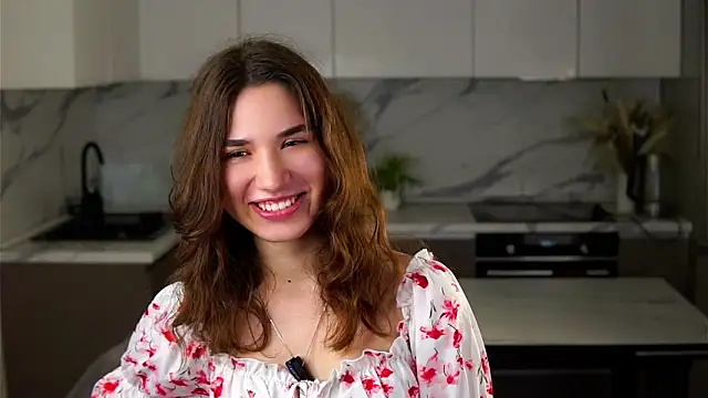 AmmieGerber online show from October 10, 2:10 am