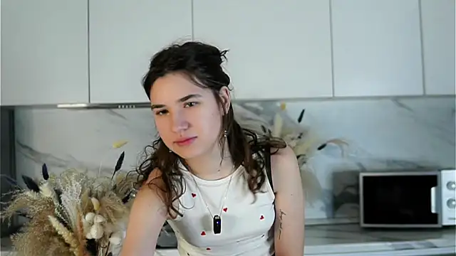 AmmieGerber online show from October 22, 1:28 am