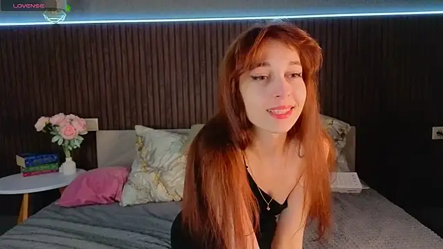 Snapshot of kitsun_ne chatting on November 16, 8:25 pm kitsun ne online show from November 16, 8:25 pm