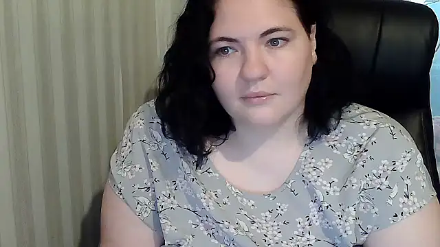 XLisaBlueXs  online show from October 6, 2:58 pm