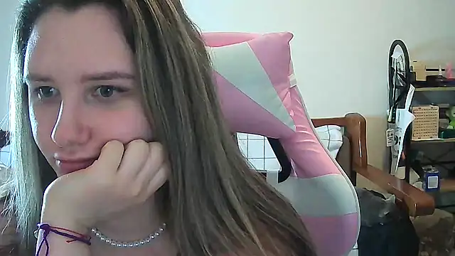 Caymira online show from February 9, 5:28 pm