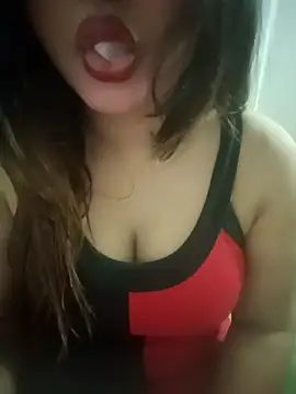 Beauty Queen Soniya online show from October 25, 7:52 pm