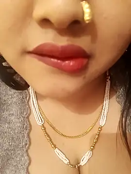 Beauty Queen Soniya online show from January 15, 12:43 pm