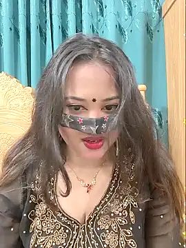 Beauty Queen Soniya online show from April 7, 7:03 pm