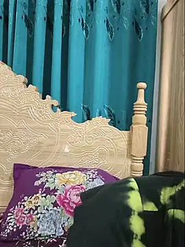 Beauty Queen Soniya online show from June 14, 1:58 am