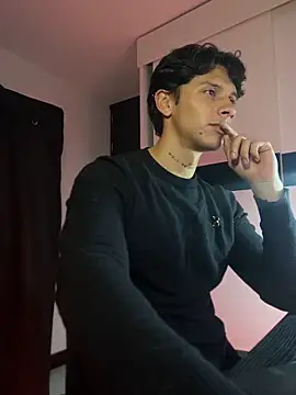 Snapshot of ErosDominant chatting on October 29, 5:31 am ErosDominant online show from October 29, 5:31 am