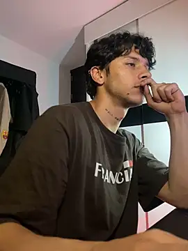 Snapshot of ErosDominant chatting on November 9, 3:16 am ErosDominant online show from November 9, 3:16 am