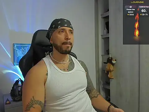 Dave-Max01 online show from October 10, 11:09 am