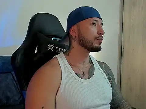 Dave-Max01 online show from November 4, 12:21 am