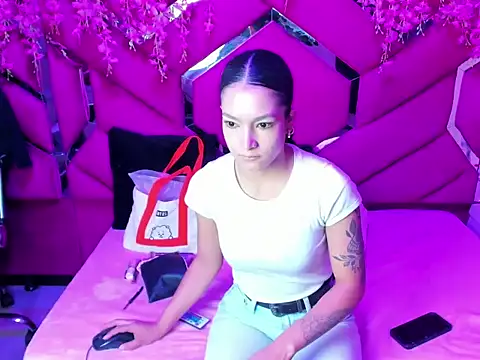 Snapshot of Gisell_Squirt_ chatting on October 28, 11:47 am Gisell Squirt online show from October 28, 11:47 am