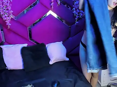 Snapshot of Gisell_Squirt_ chatting on November 8, 12:05 pm Gisell Squirt online show from November 8, 12:05 pm