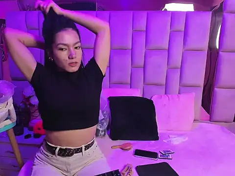 Snapshot of Gisell_Squirt_ chatting on November 19, 12:16 pm Gisell Squirt online show from November 19, 12:16 pm