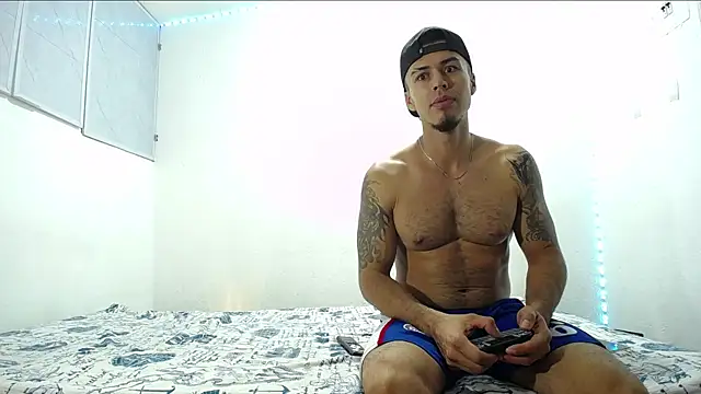 Rurik Jones online show from February 11, 11:54 pm