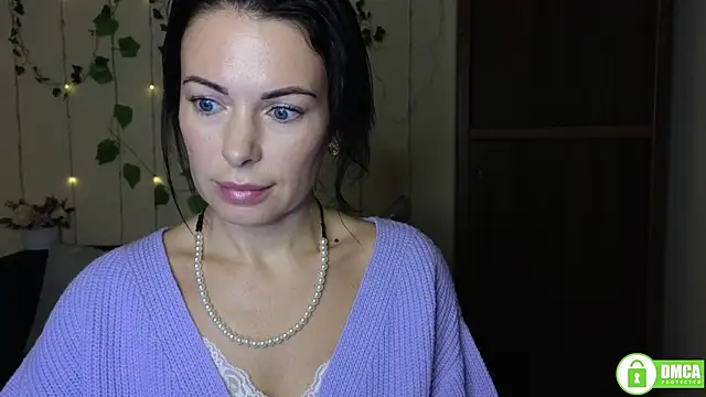 Snapshot of Rita_lovvylyou chatting on October 14, 11:22 am Rita lovvylyou online show from October 14, 11:22 am