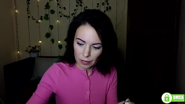 Snapshot of Rita_lovvylyou chatting on October 20, 5:30 am Rita lovvylyou online show from October 20, 5:30 am