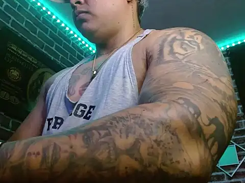 Snapshot of jordan_bigcock_ chatting on October 9, 7:17 am jordan bigcock online show from October 9, 7:17 am