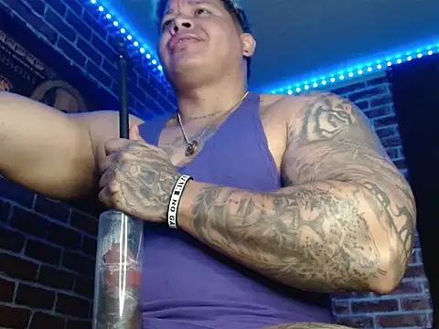 Snapshot of jordan_bigcock_ chatting on October 28, 6:21 pm jordan bigcock online show from October 28, 6:21 pm