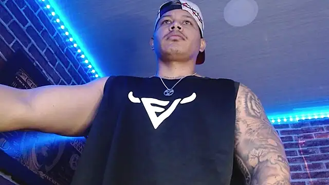 jordan bigcock  online show from May 1, 1:16 pm
