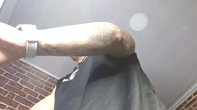 jordan bigcock  online show from May 18, 4:02 pm