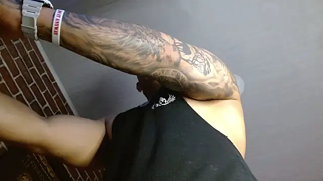 jordan bigcock  online show from May 27, 2:19 am
