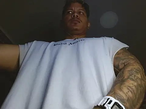 jordan bigcock  online show from June 6, 9:41 pm