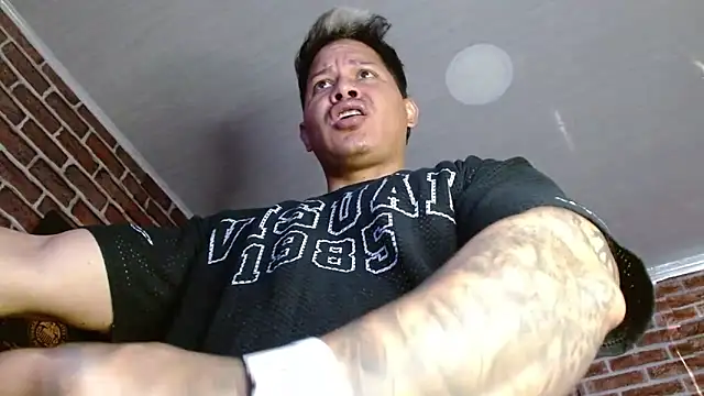jordan bigcock  online show from June 10, 7:46 pm